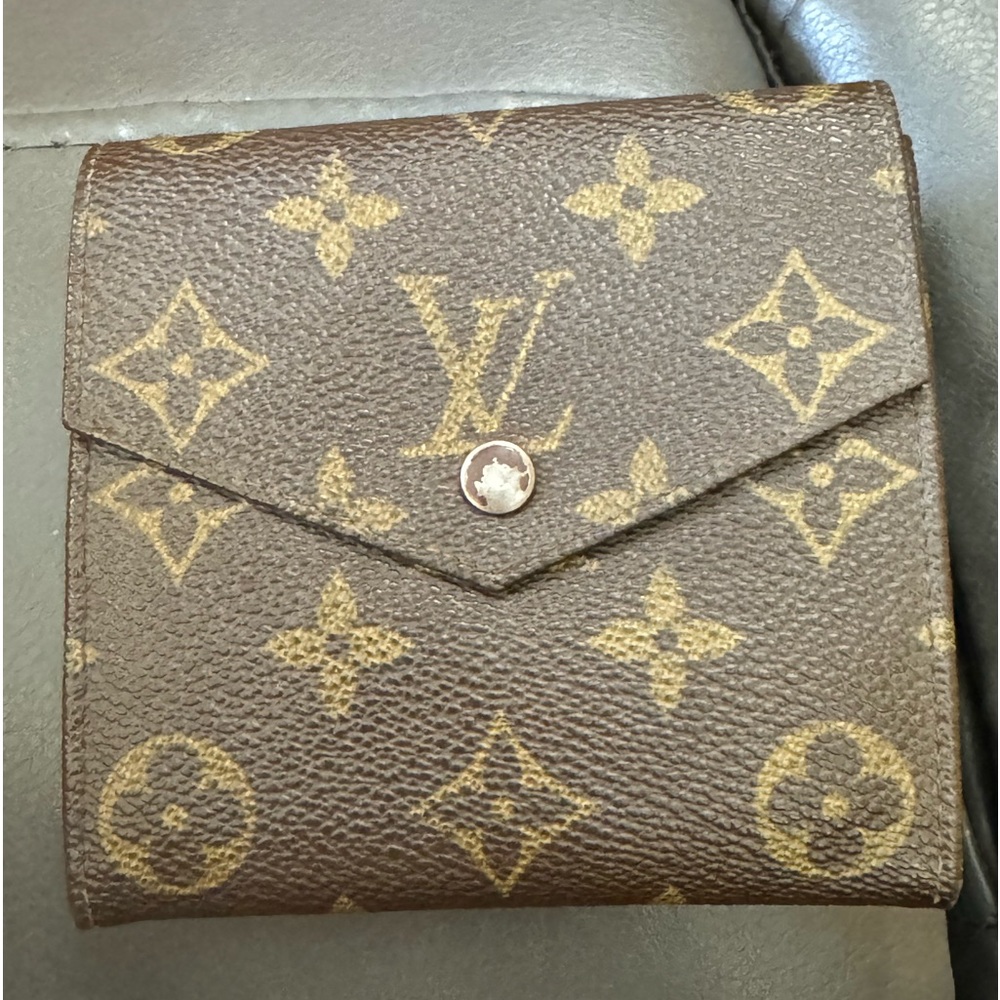 LOUIS VUITTON PORTEFEIULLE ELISE - card wallet. Good condition. Pre loved.